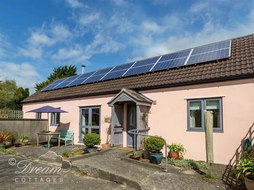 Stables Cottage - Image 1