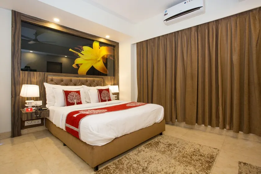 Hotel Sheetal - Image 1