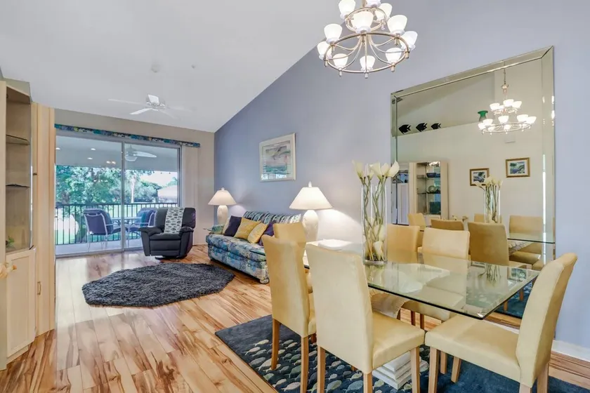 Familienorientierte weiträumige Wohnung mit Whirlpool, Grill und beheiztem Pool | Golfplatzblick - Image 1