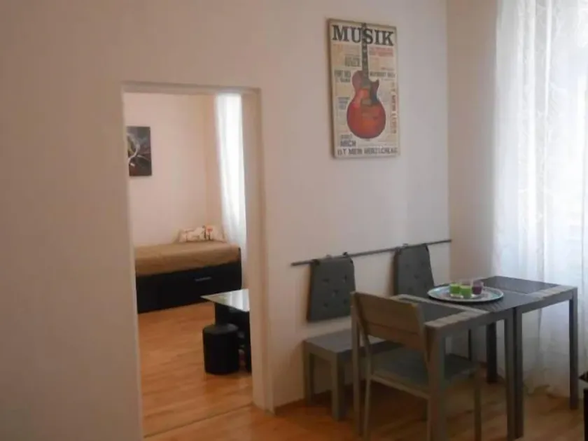 Meidling Apartments - Image 1