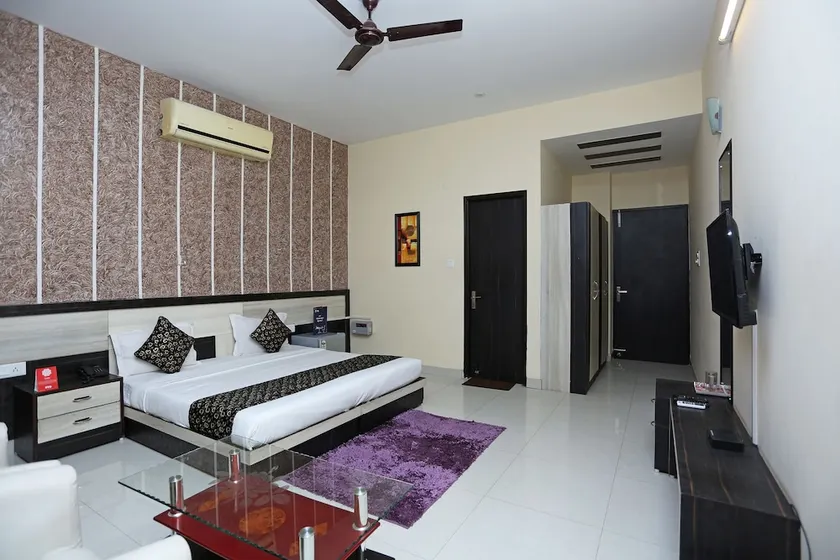 OYO 9488 IStay Serenity Villa - Image 1