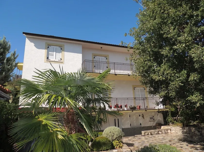 Apartment Nikolina - Image 1