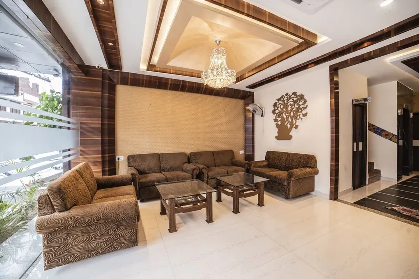 FabHotel RV - Image 1