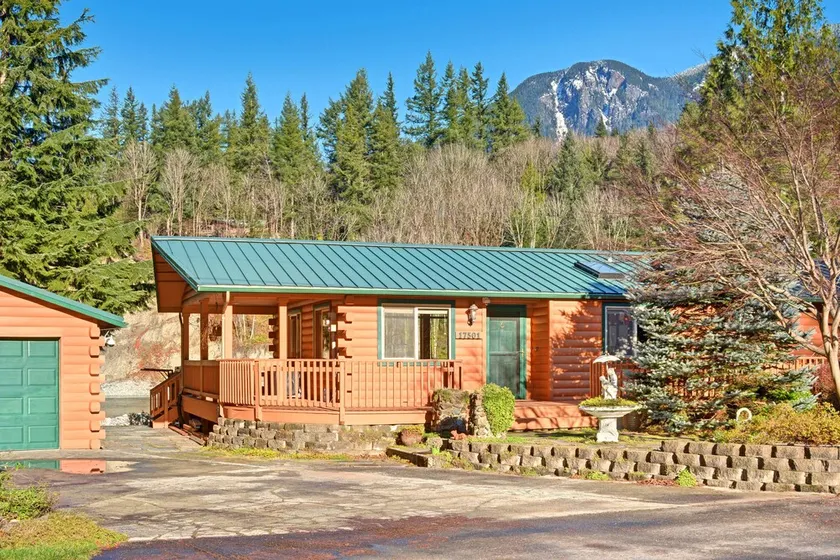 Prospectors Bend - Image 1
