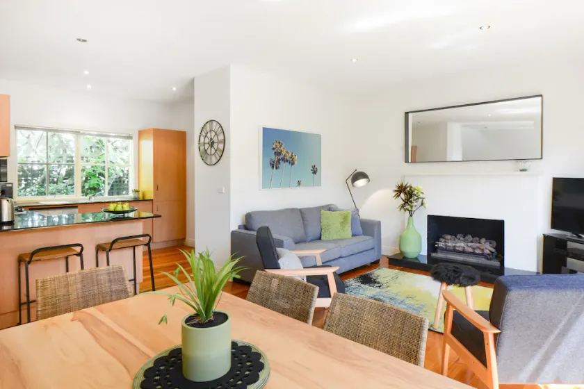 Boutique Stays - Brighton Retreat - Image 1