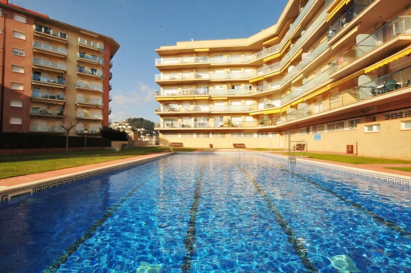 HomeHolidaysRentals Apartamento Light - Costa Barcelona - Image 1