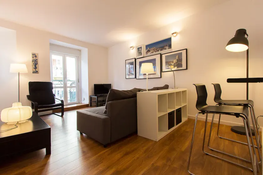 Typical Tailor Made Flat in Central Graca - Image 1