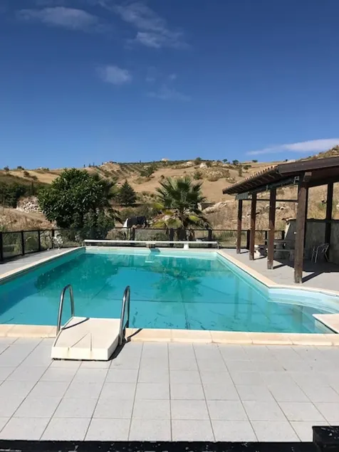 3 bedrooms villa with private pool jacuzzi and enclosed garden at Bivona - Image 1