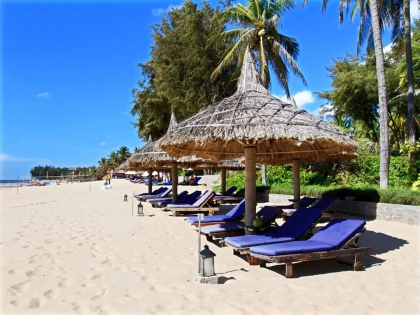 The Beach Resort - Image 1