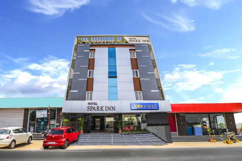 Spark Inn by FabHotels - Image 1