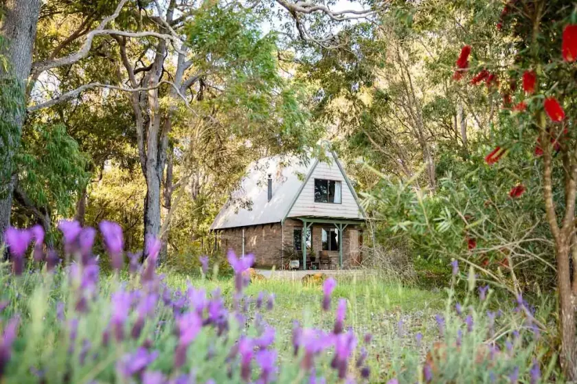 Caves Road Chalets - Image 1
