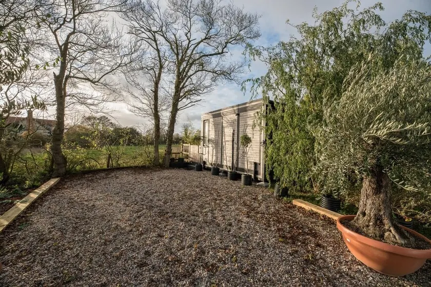 Paddock End, Boulge - Image 1
