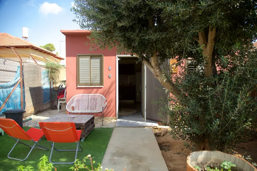 Country House - Image 1