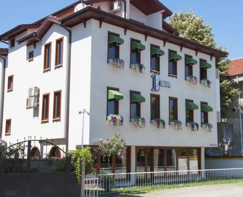 1inci Konak - Image 1
