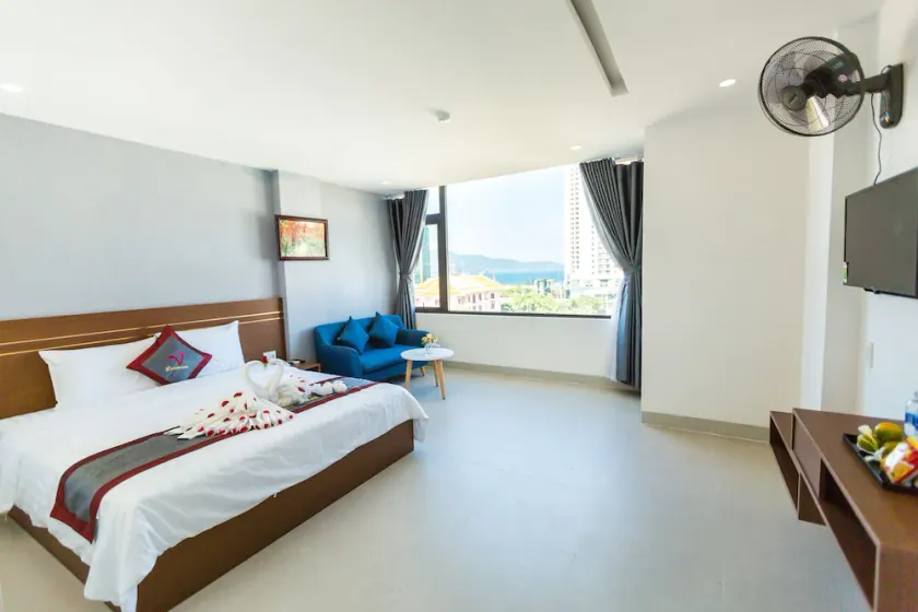 Vivian Hotel - Image 1