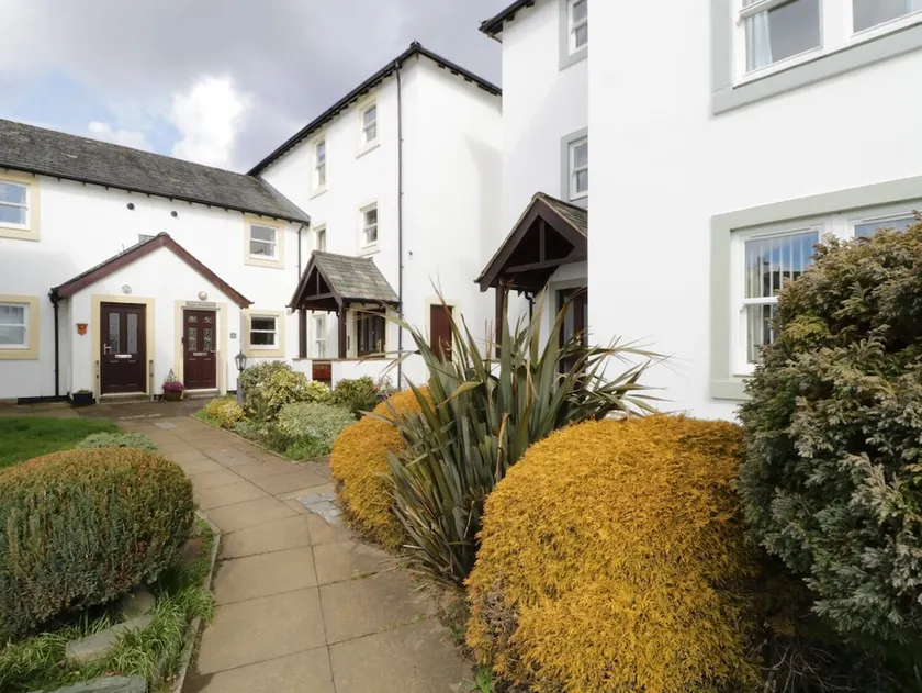 Elm Court - Image 1