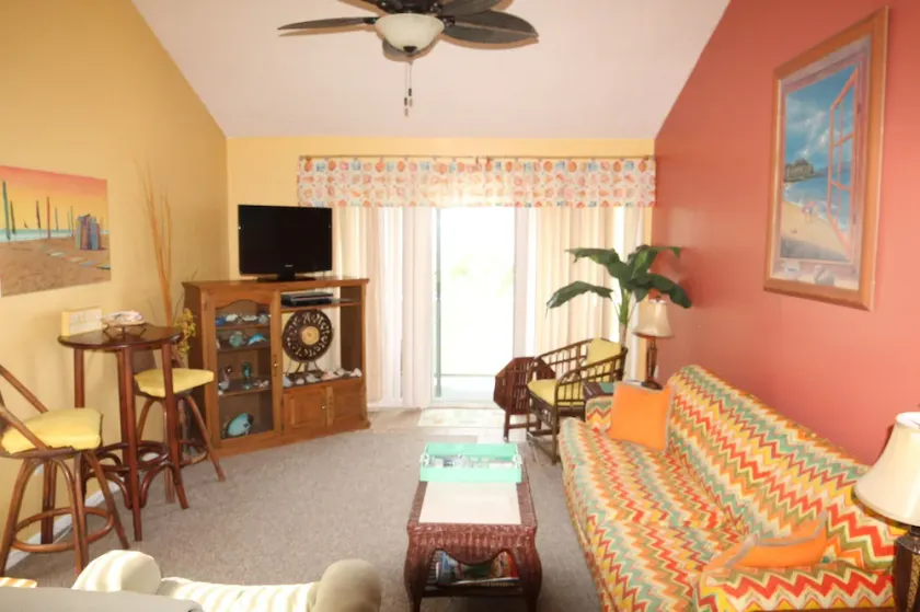 Quail Hollow B2 1U - Image 1