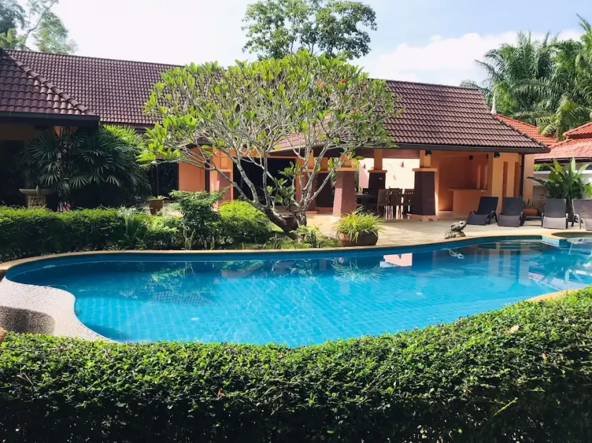 Baan Zoe - Image 1