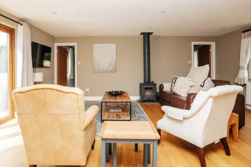 The Woodlands in Kidmore End - Image 1