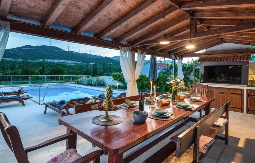 Gorgeous home in Blato na Cetini - Image 1