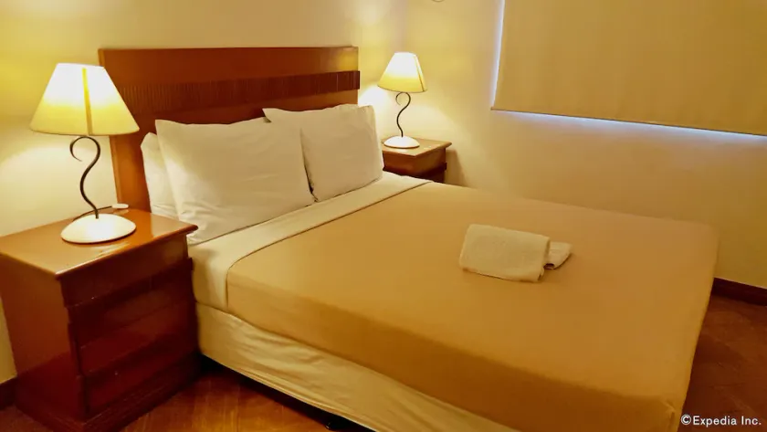 Avitel Hotel - Image 1