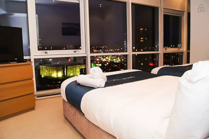 The Luxury City View Apartment - Image 1