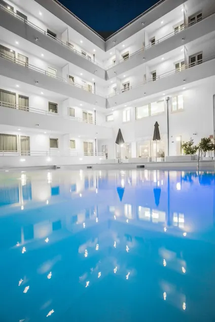 Color Mokambo Shore Design Hotel - Image 1