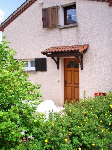 House With one Bedroom in Charbonnier-les-mines, With Wonderful Mountain View, Enclosed Garden and Wifi - Image 1
