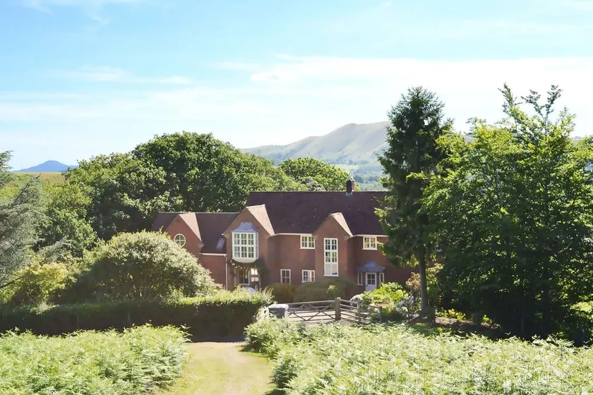 Beautiful detached country house nestled in the Shropshire Hills AONB - Image 1
