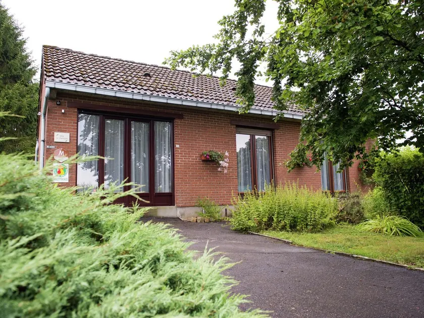 Holiday Home in Froidchapelle With Garden - Image 1