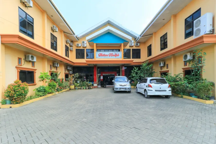 Hotel Mutiara Khadijah - Image 1