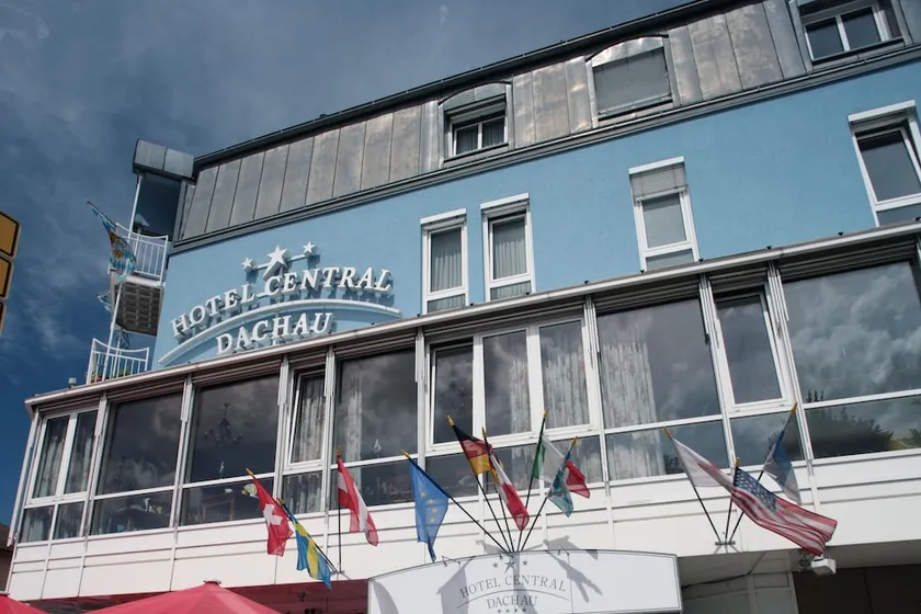 Hotel Central Dachau Garni - Image 1