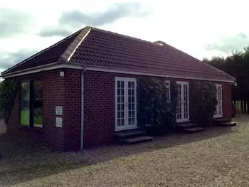 Primrose Lodge B&B - Image 1