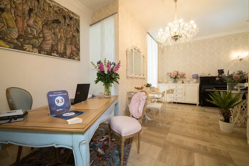 B&B Salerno Chic In Center - Image 1