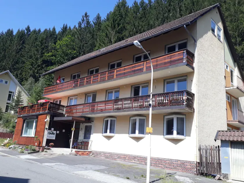 Haus Mena - Image 1