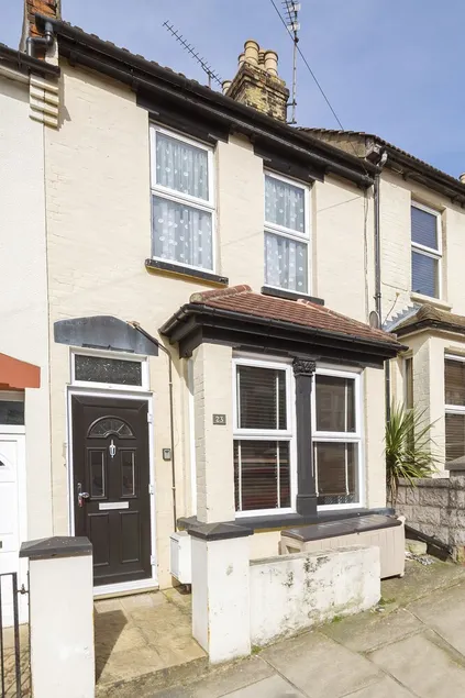 Cecil House - An Inviting 3-bedroom in Rochester - Image 1