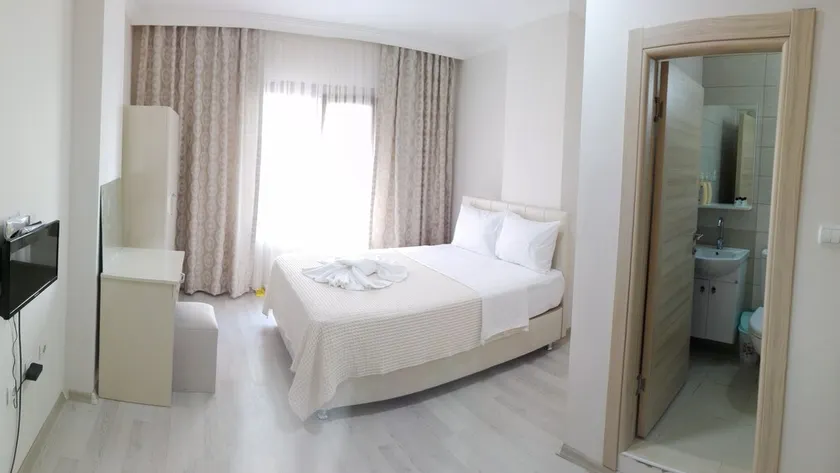 Napolyon Otel - Image 1