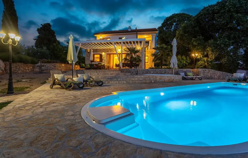 Amazing Home in Krk With Sauna, Wifi and 4 Bedrooms - Image 1