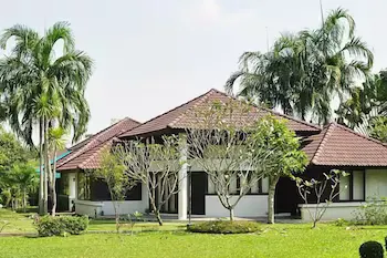 Pattaya Country Club - Image 1