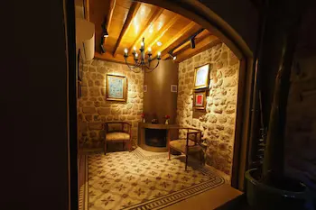 Nest Boutique Hotel - Image 1