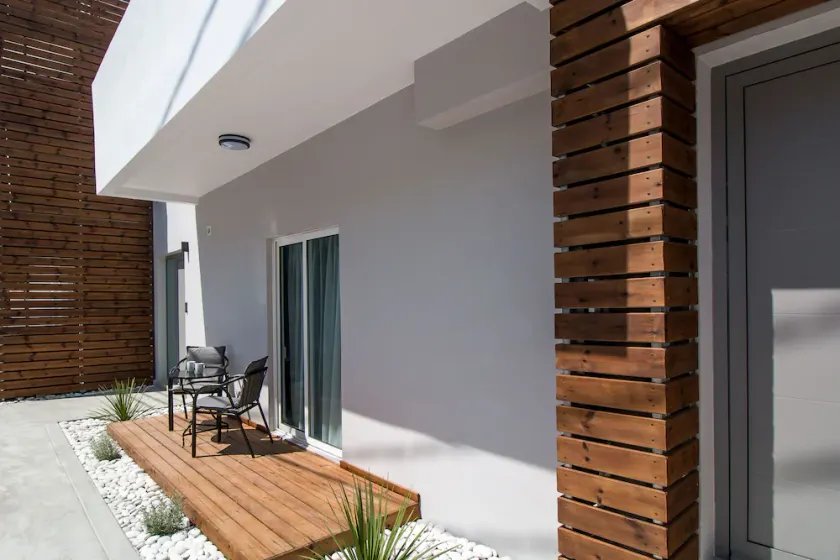 Kappa Apartments - Image 1