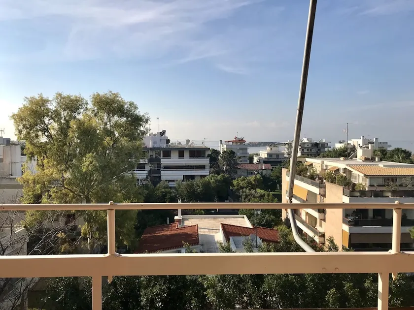 Perfect sea view apartment in Voula - Image 1