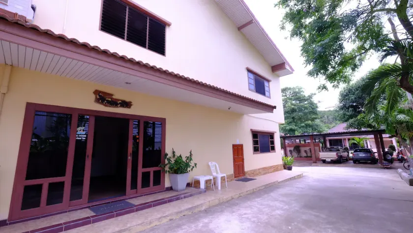 BB Convenience Home - Image 1