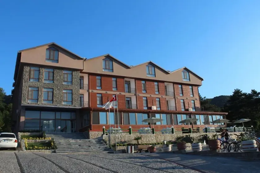 Yenice Göknar Hotel - Image 1