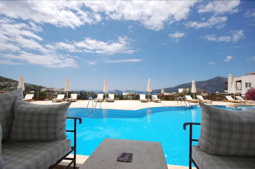Ekinhan Hotel - Image 1