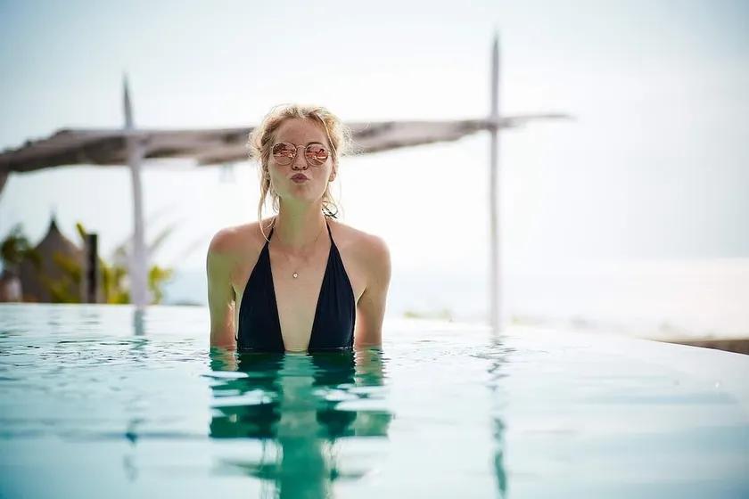 Sunflower Hotel - Image 1
