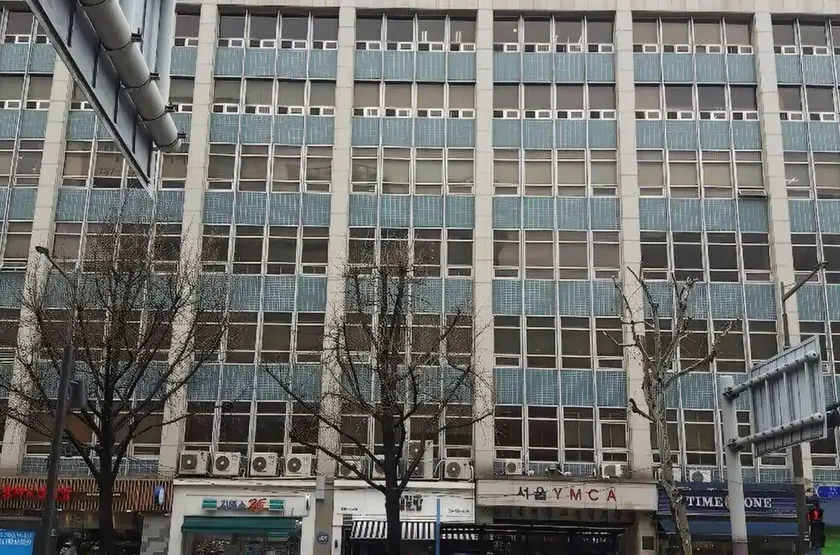 Seoul YMCA Tourist - Image 1
