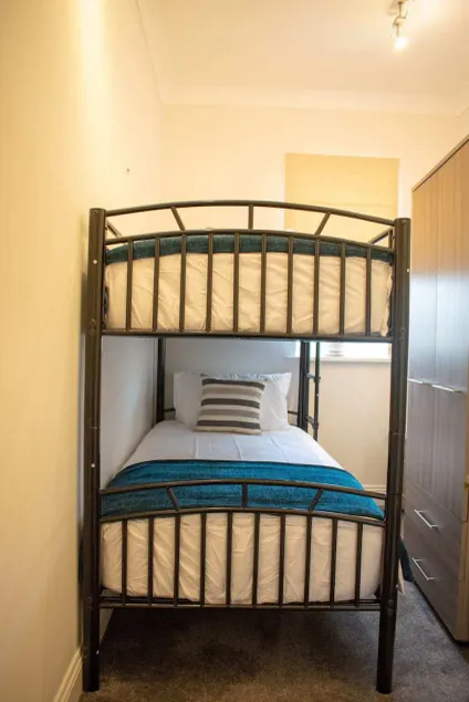 Beautifully Renovated Apartment -central Edinburgh - Image 1