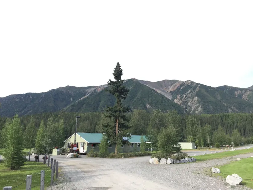 Discovery Yukon Lodging - Image 1
