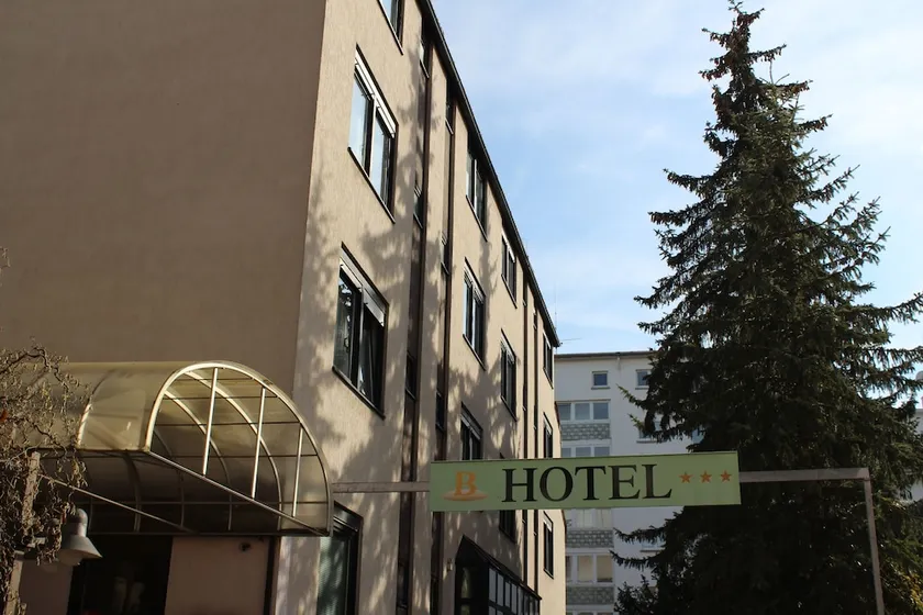 Hotel Brunnenhof Bad Nauheim - Image 1